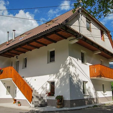 בובק Apartments Zornik מראה חיצוני תמונה